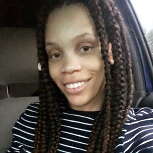 Meet your Posher, Brooke